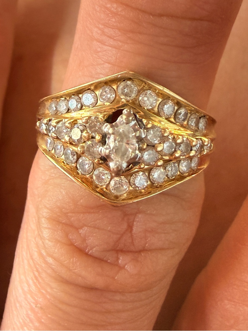 Rare VINTAGE 14K Gold Natural Diamond 1.15 ctw (approx) Sz8